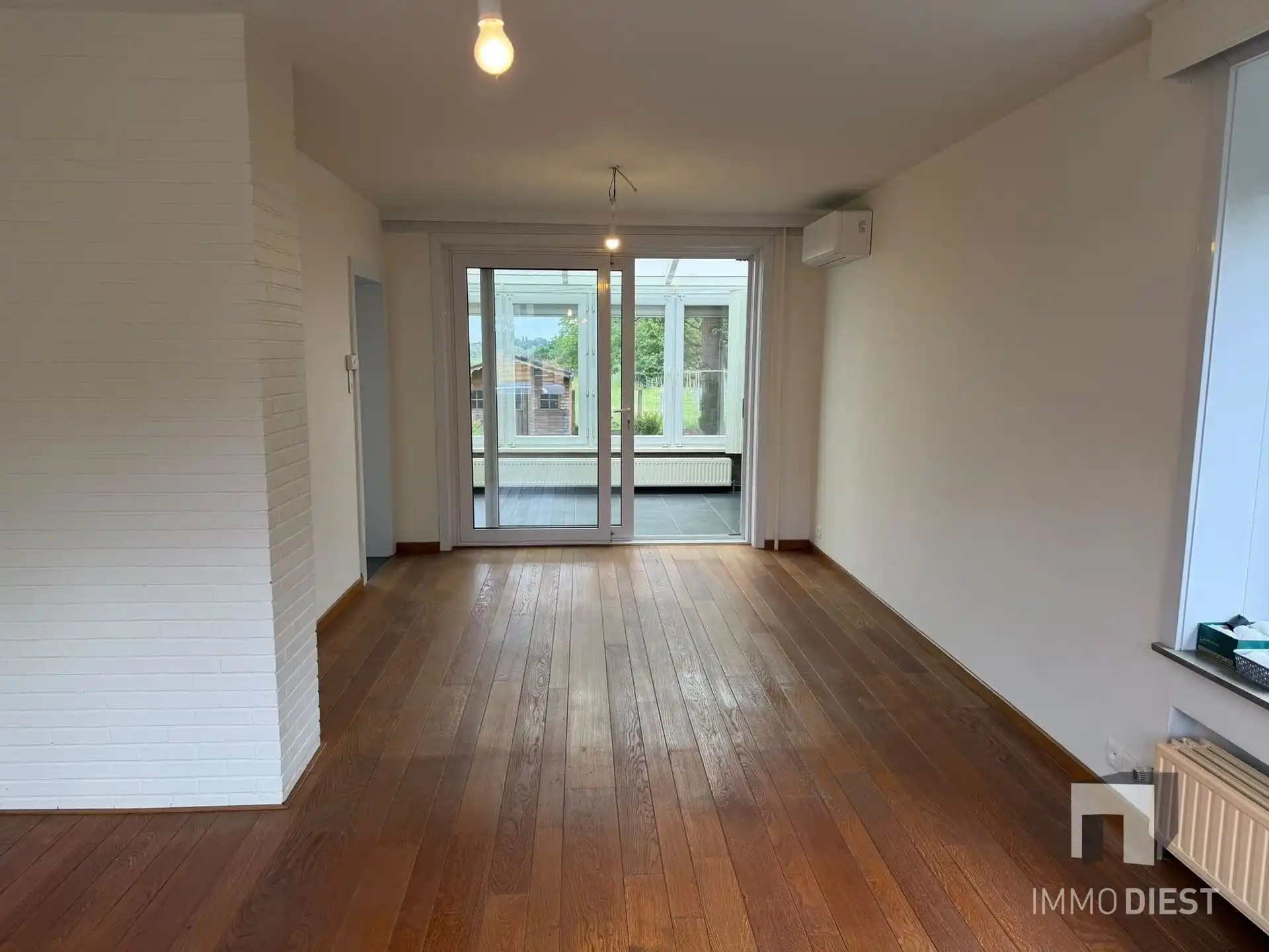 Hoekwoning foto 4