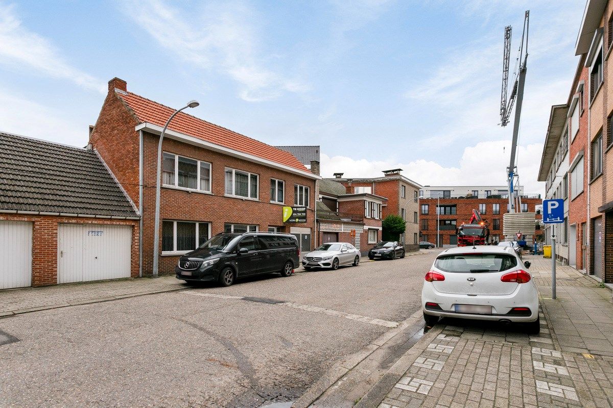 Ruime woning met tuin, garage en 3 slaapkamers in Mol-centrum foto 23