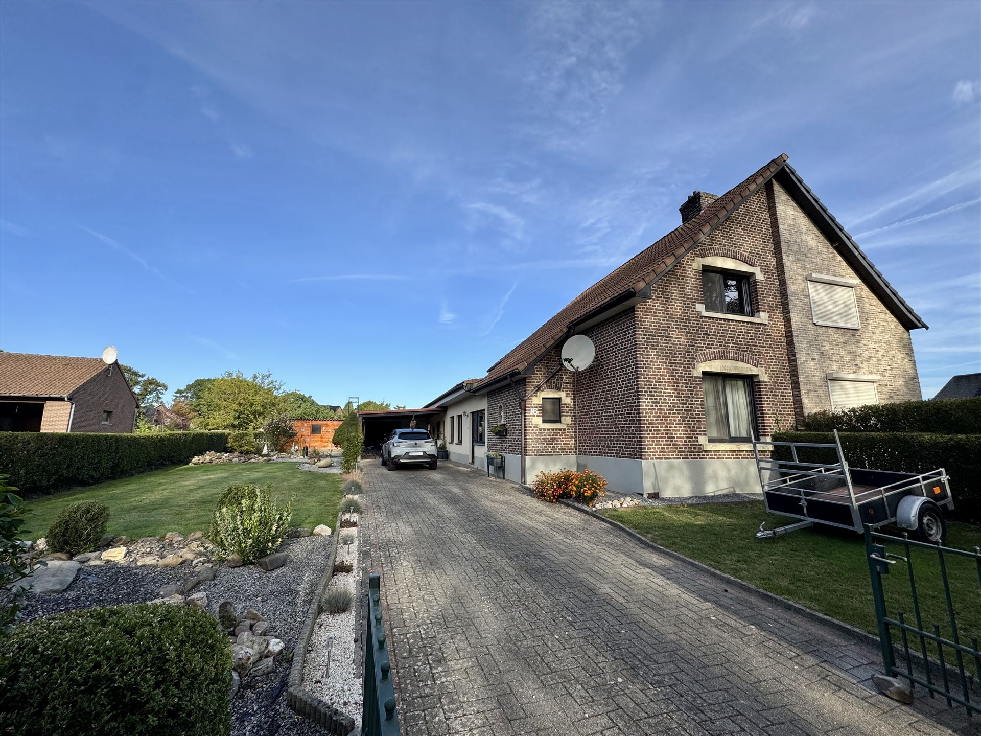 ()=>{if(producerUpdateValueVersion(node),producerAccessed(node),node.value===ERRORED)throw node.error;return node.value} Echostraat 16 - 3630 MAASMECHELEN