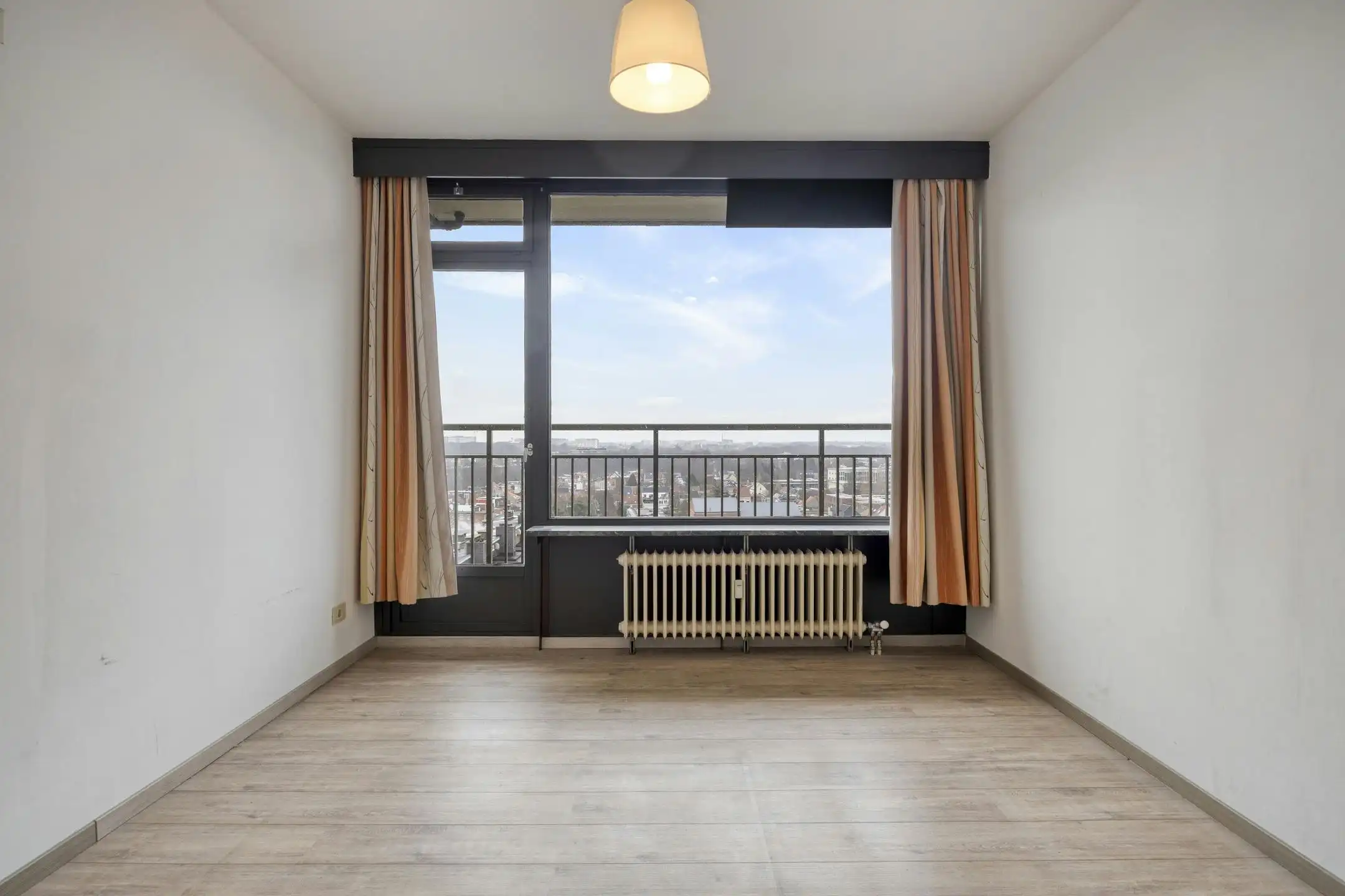 Appartement met 2 slaapkamers te koop in het centrum van Wilrijk foto 13