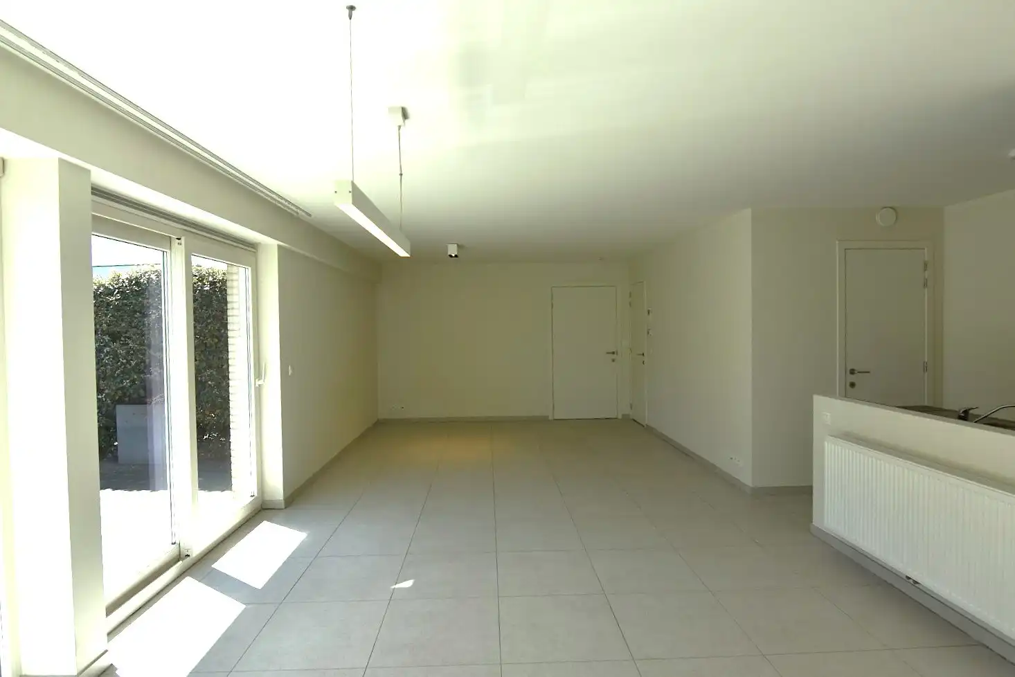 Ruim 3-slpk appartement met zonnig terras foto 3