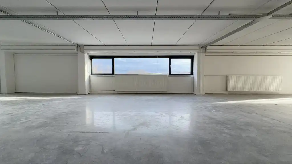 Recent kantoor te huur in de Kasteleinsstraat in Kruibeke foto 7