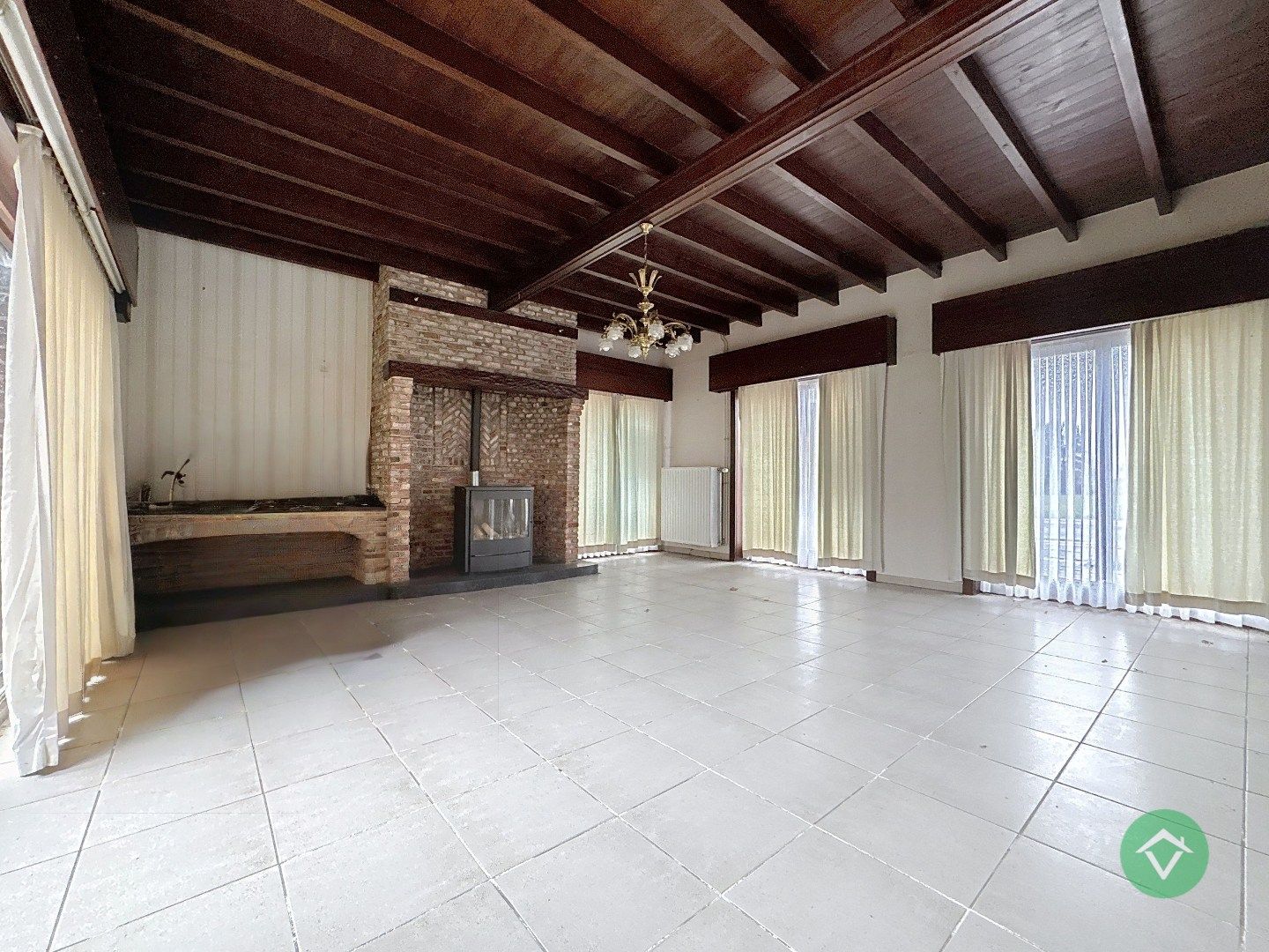 Alleenstaande woning met 4 slaapkamers te Koekelare foto 7