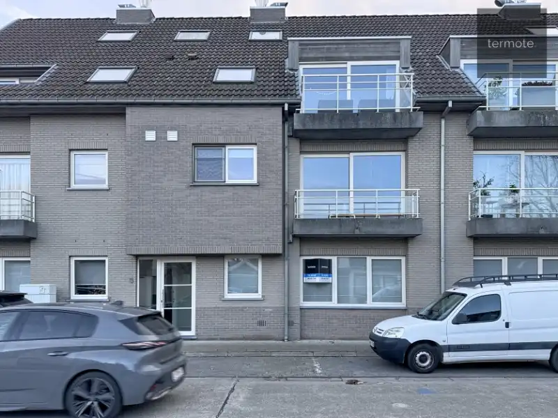 gelijkvloers appartement foto {{pictureIndex}}