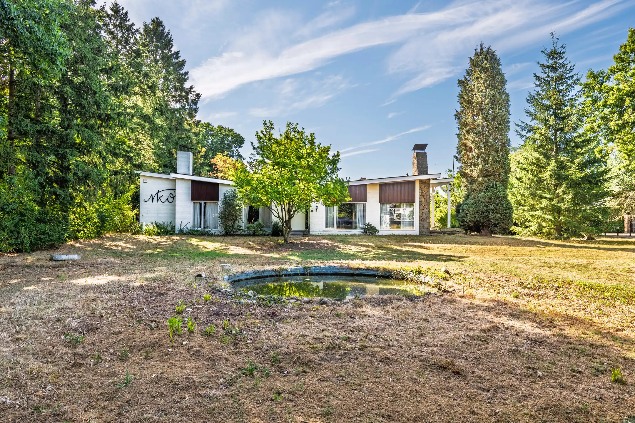 Unieke laagbouwvilla op perceel van 2.461m² te Beerse foto 2