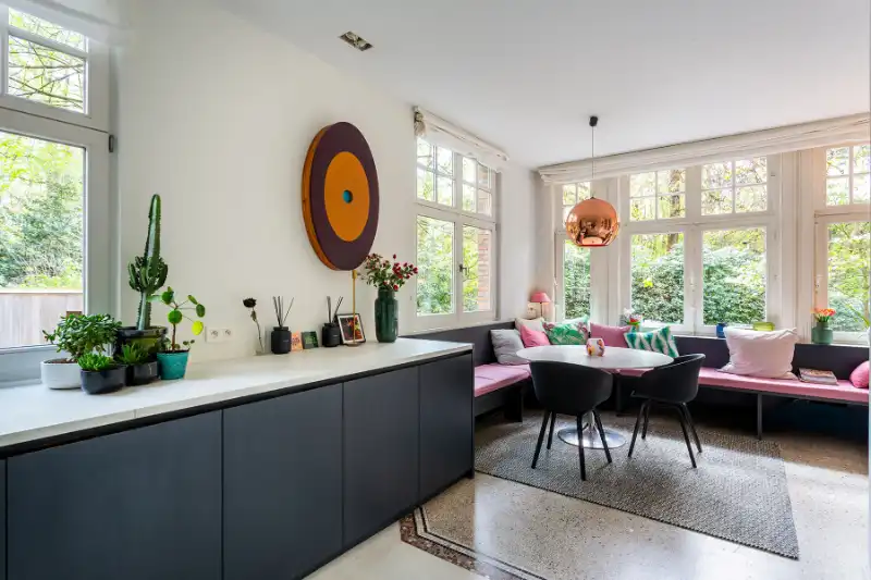 Unieke karaktervolle villa met parktuin, zwembad en een zee van ruimte,luxe alom! foto 23