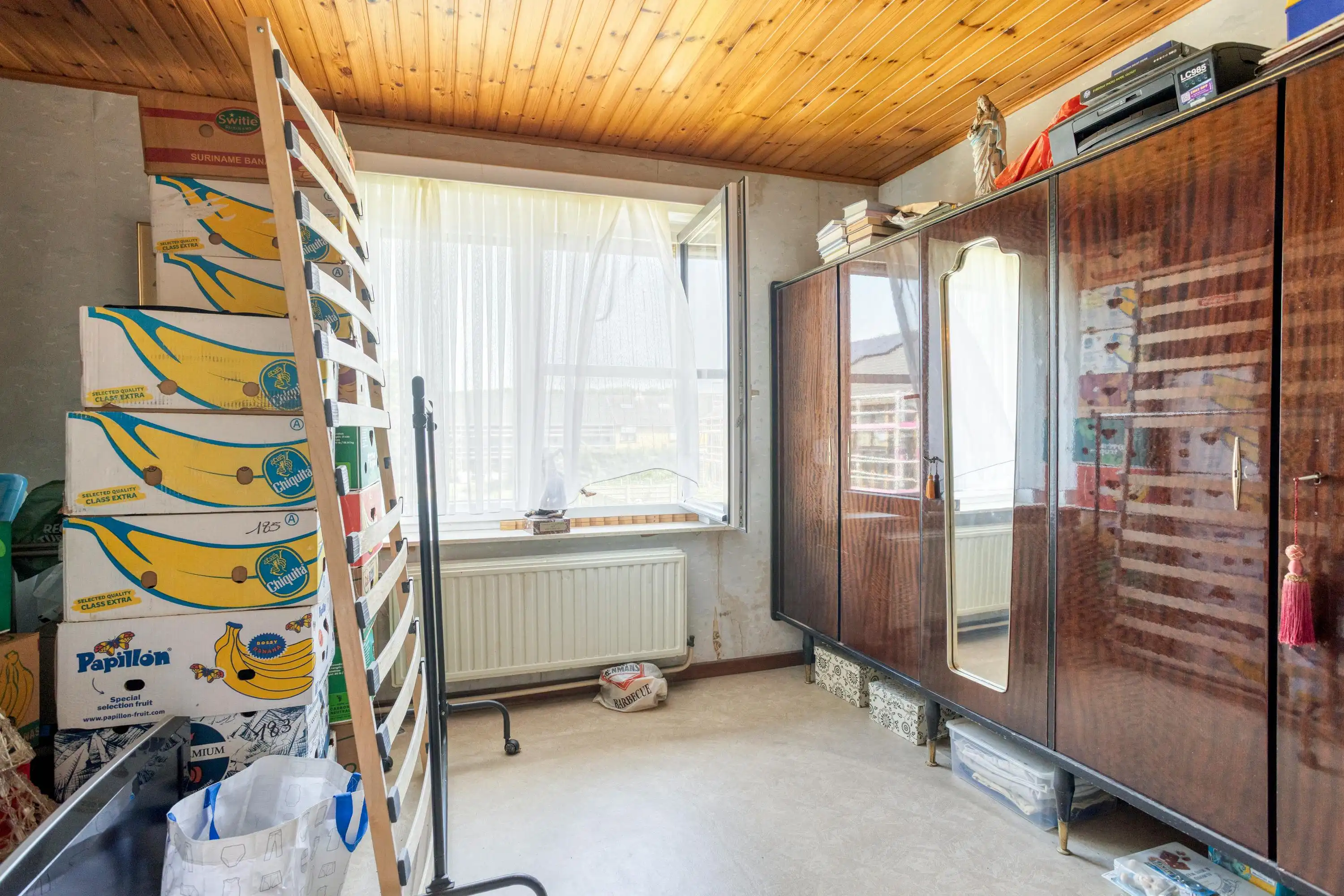 Te renoveren woning met 4 slaapkamers te koop in Koolkerke foto 9