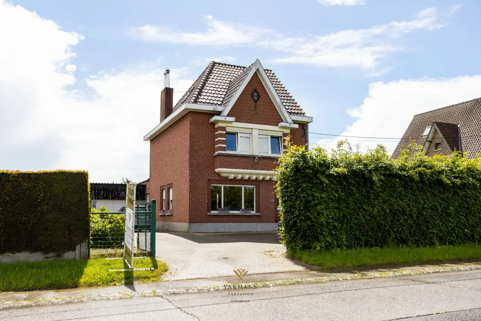 Half open bebouwing met verzichten foto 4