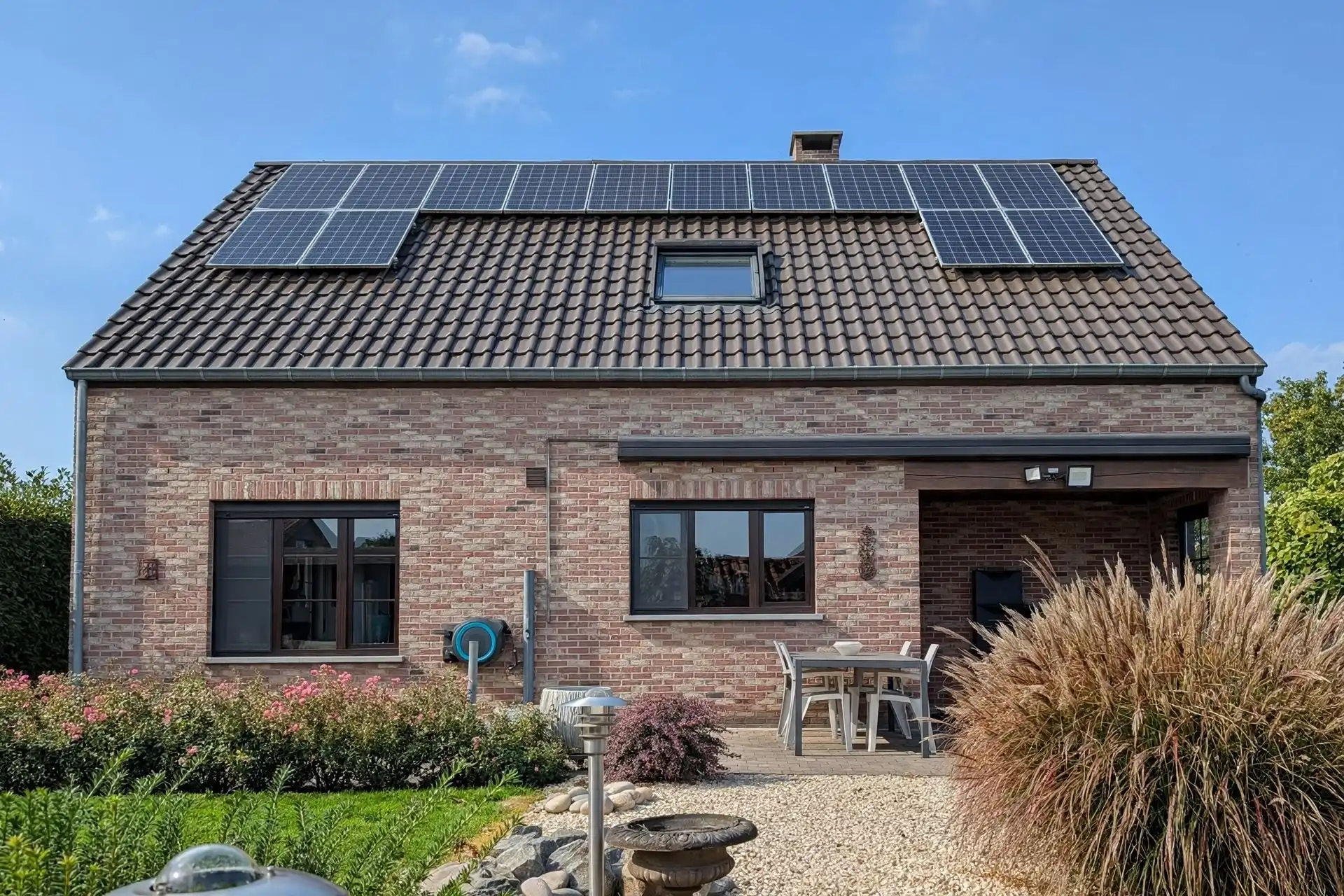 Instapklare gezinswoning met 3 slaapkamers en gezellige tuin foto 31