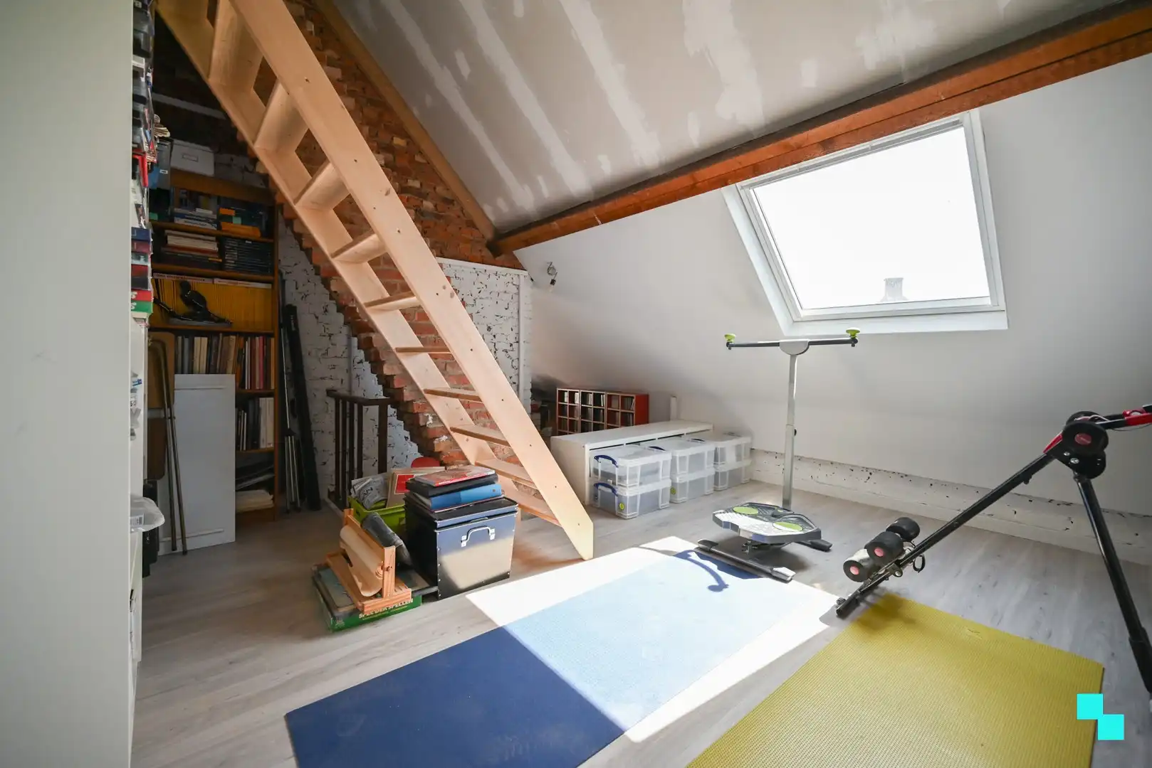 Verrassend ruime half open bebouwing nabij het kasteeldomein Blauwhuis foto 27