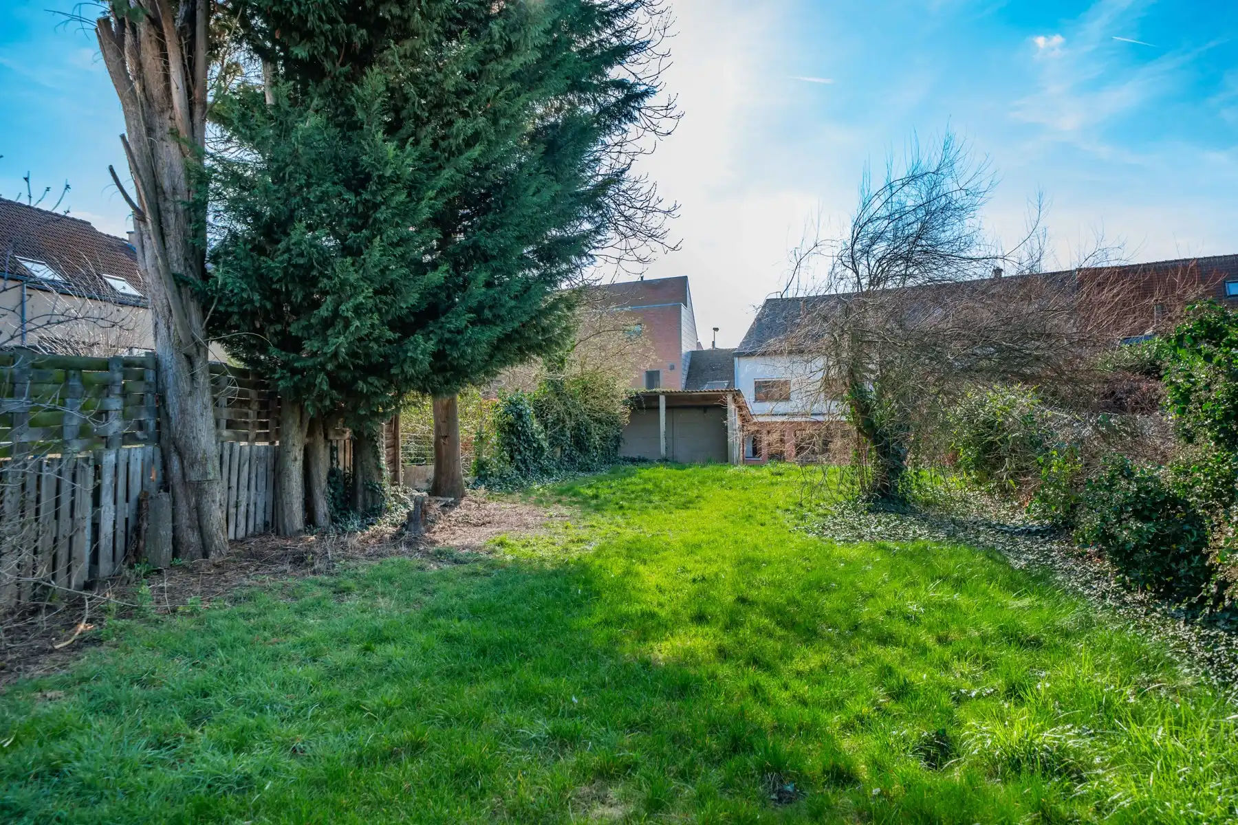 Grote woning in de dorpskern van Meerbeek foto 28