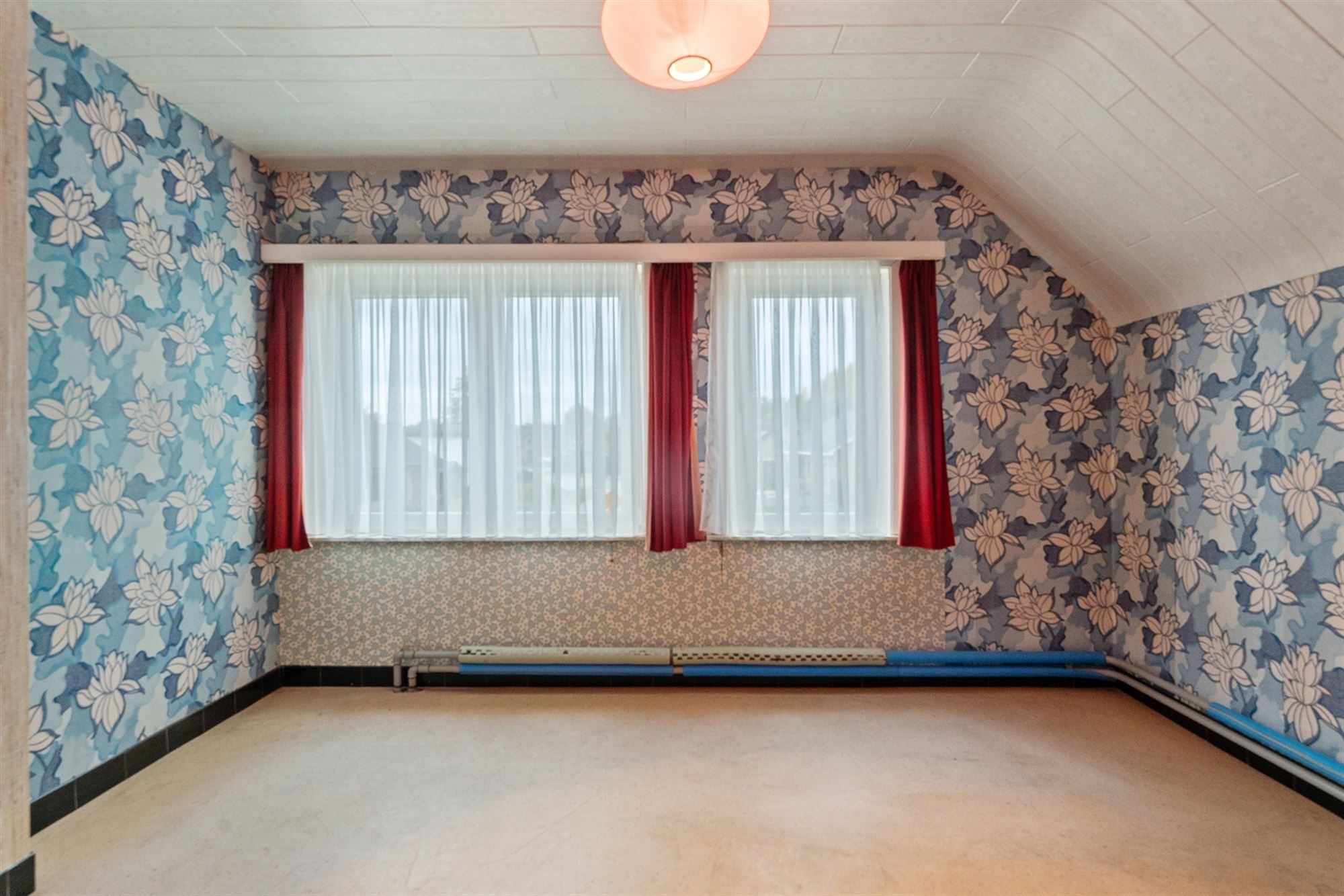 RUIME TE RENOVEREN WONING OP PERCEEL VAN 12 ARE MET ZICHT OP TERRIL foto 15