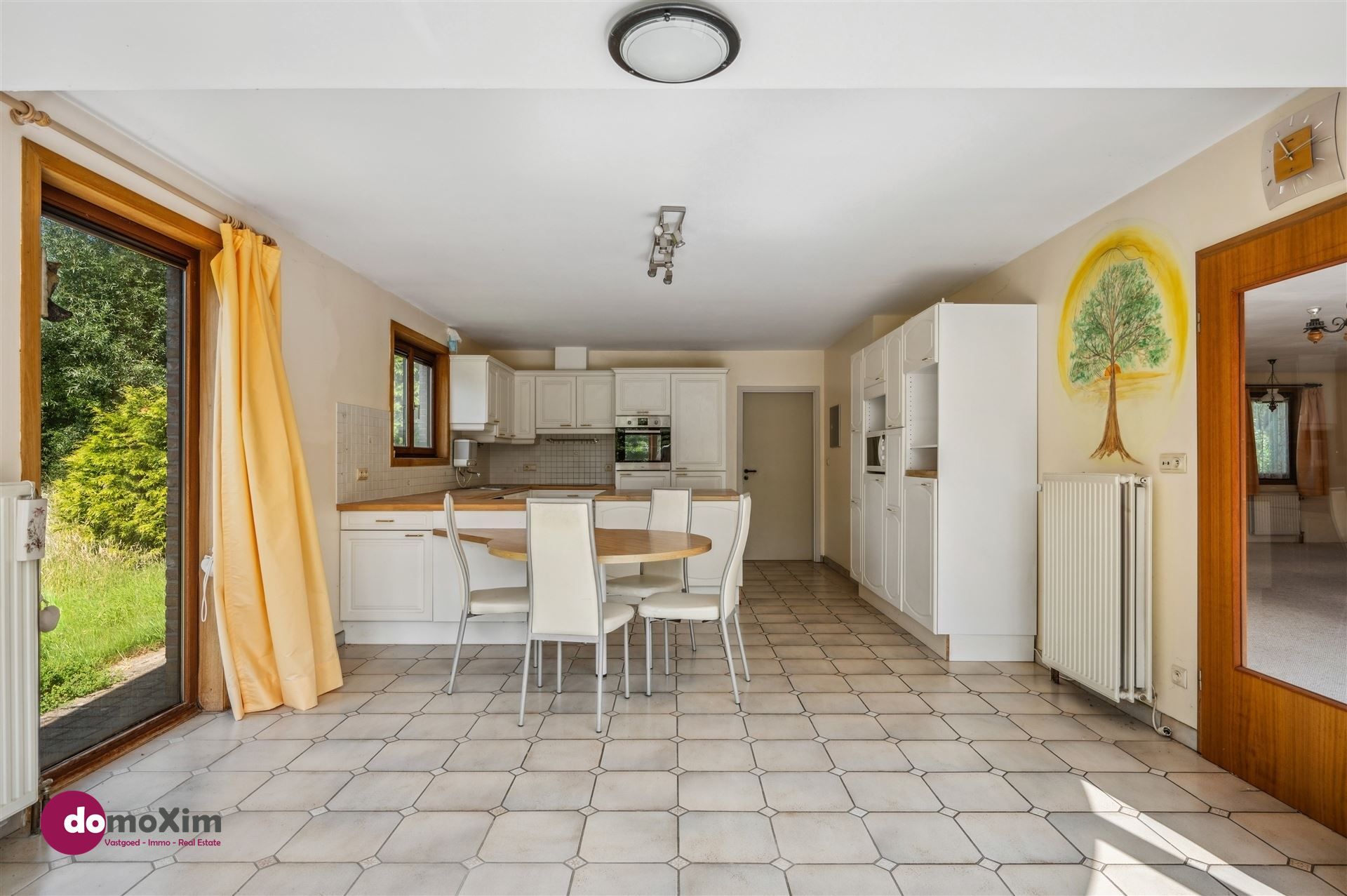 Op te frissen villa met 341 m2 bewoonbare oppervlakte ! foto 9