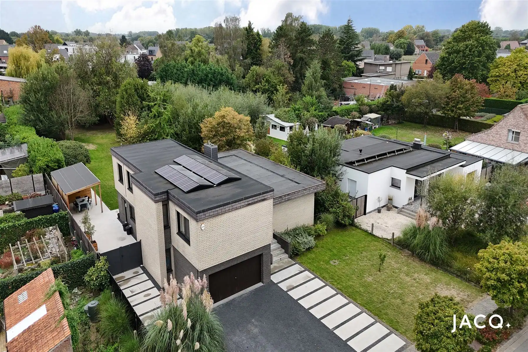 Charmante villa met 4 à 5 slpk's op een perceel van 1592m²! foto 31
