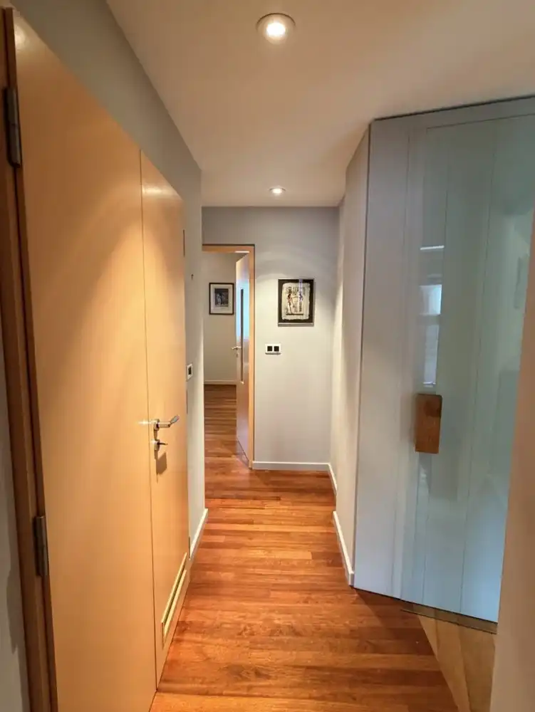Bemeubeld 2-slaapkamerappartement van 150m² met 2 terrassen en zicht op de Dijle. foto 12