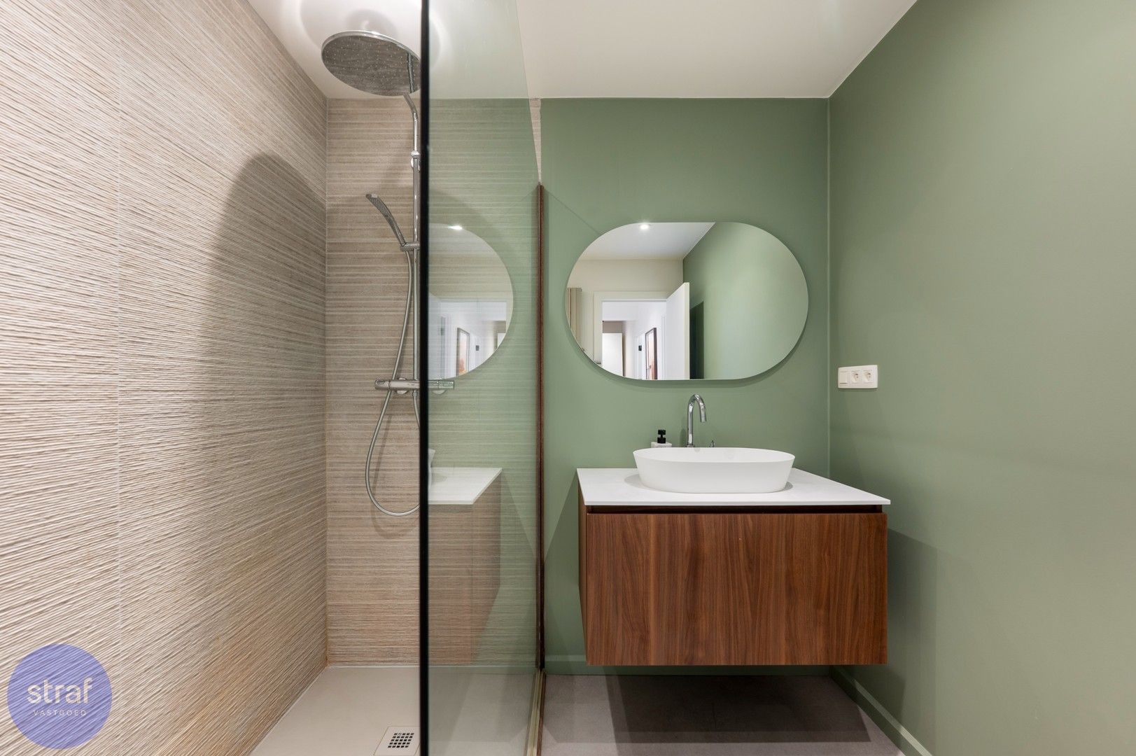 Instapklaar 2-slaapkamerappartement in de perfecte mix tussen stad en groen foto 11