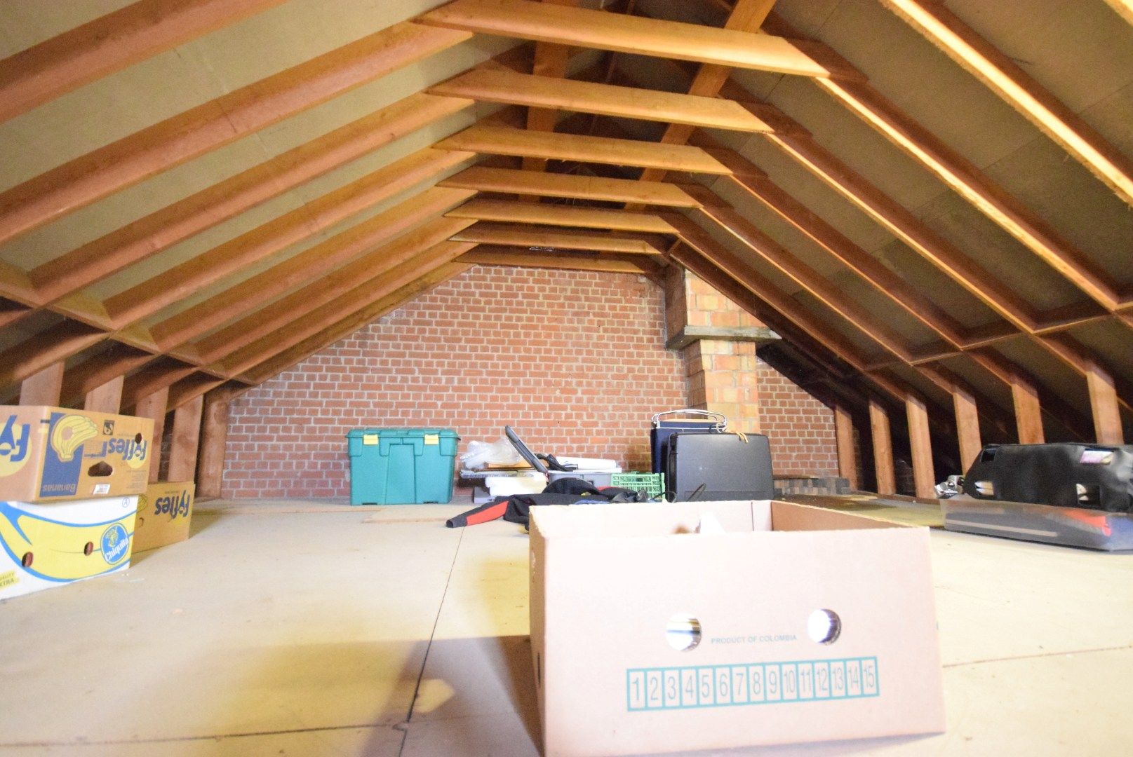 ZEER RUIME EN GOED ONDERHOUDEN HALF OPEN BEBOUWING foto 18