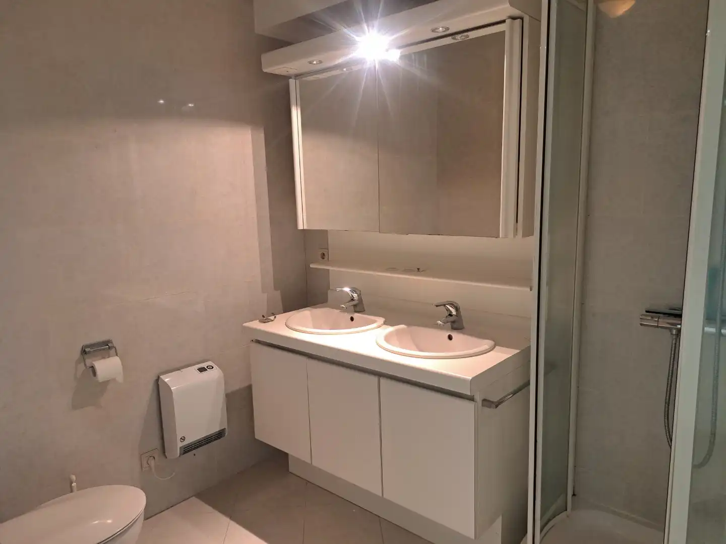 RUIM VERZORGD GELIJKVLOERS   WOONAPPARTEMENT IN VILLA RESIDENTIE OP WANDELAFSTAND VAN HET STRAND  foto 4