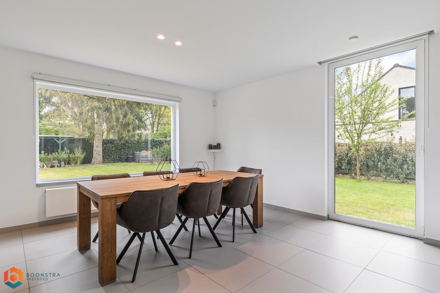 Ruime villa met tal van mogelijkheden en 4 slpkrs op een mooi perceel (1347 m²) te Bonheiden foto 6