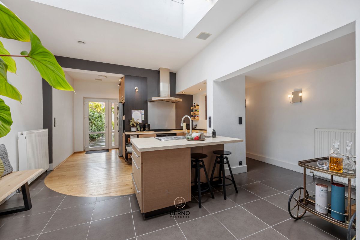 Charmante rijwoning met stadstuin nabij centrum. foto 10