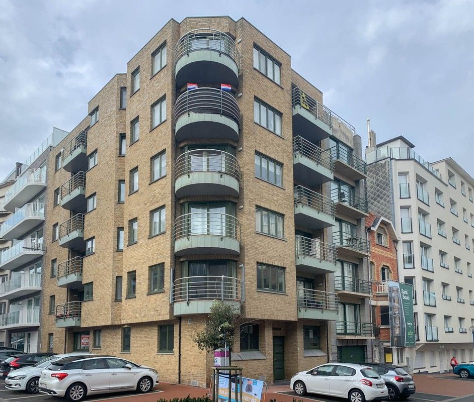 Appartement met twee slaapkamers te koop in Koksijde foto 14