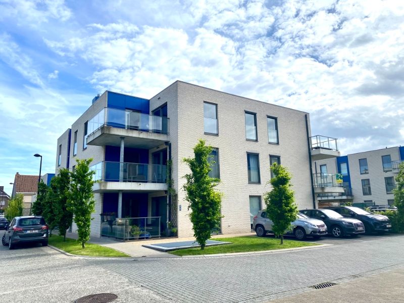 Lichtrijk appartement met 3 slaapkamers, 2 terrassen en parking foto 1