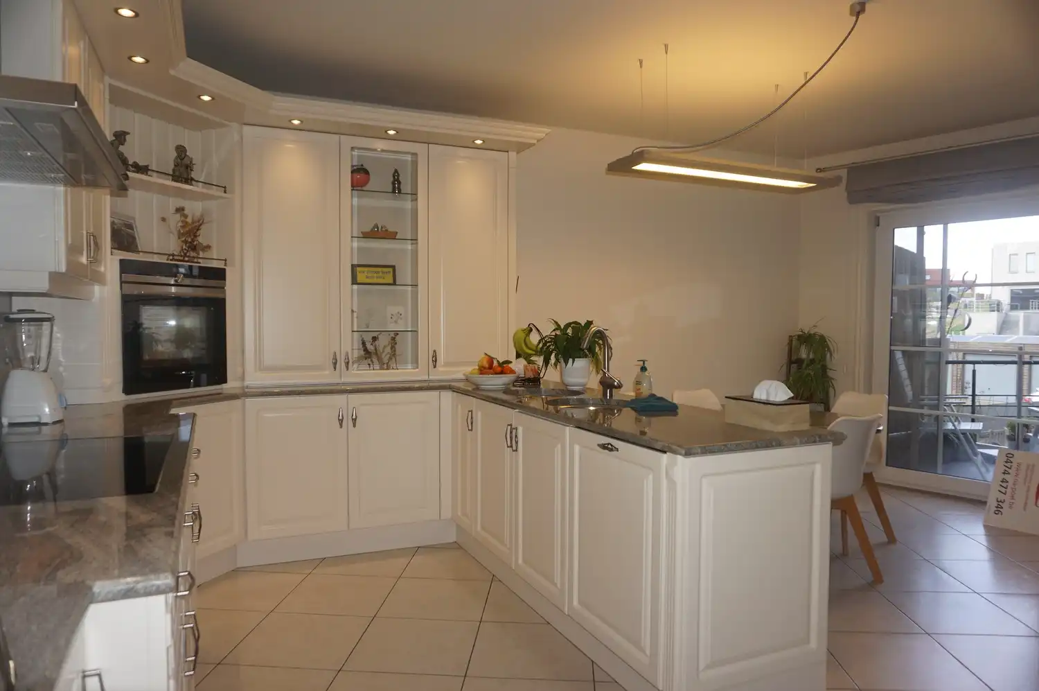Ruim duplex appartement van 144 m² met terras en ondergrondse autostaanplaats in Tessenderlo foto 3