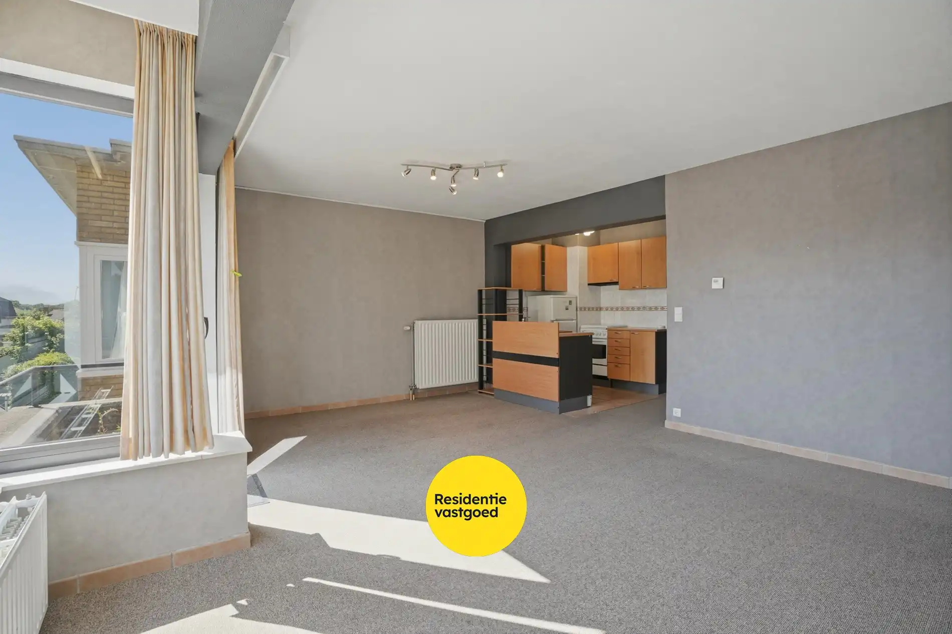 Op te frissen 2-slaapkamerappartement (73m²) te Koksijde Sint-Idesbald.  foto 6