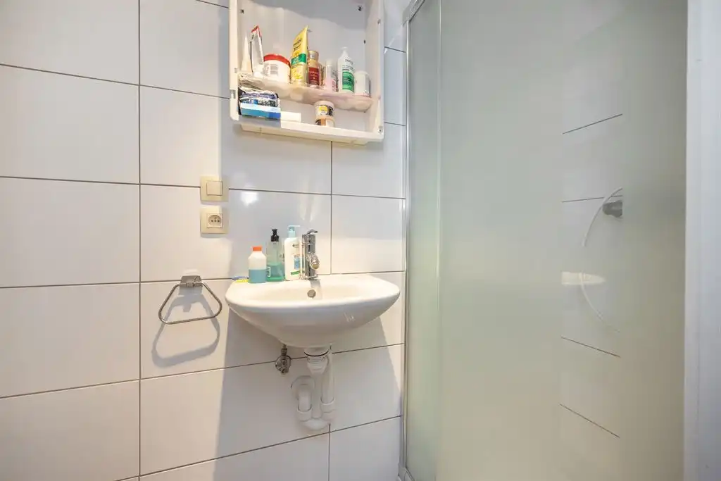 Rustige en lichtrijke studentenkamer op toplocatie  foto 5