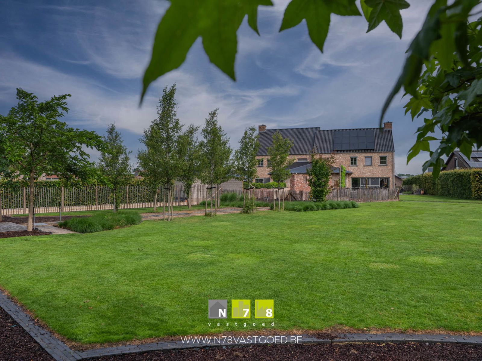 Huis te koop foto {{pictureIndex}}