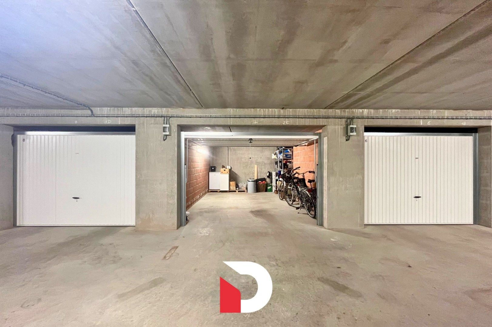Recent appartement met 2 slaapkamers en garagebox foto 12