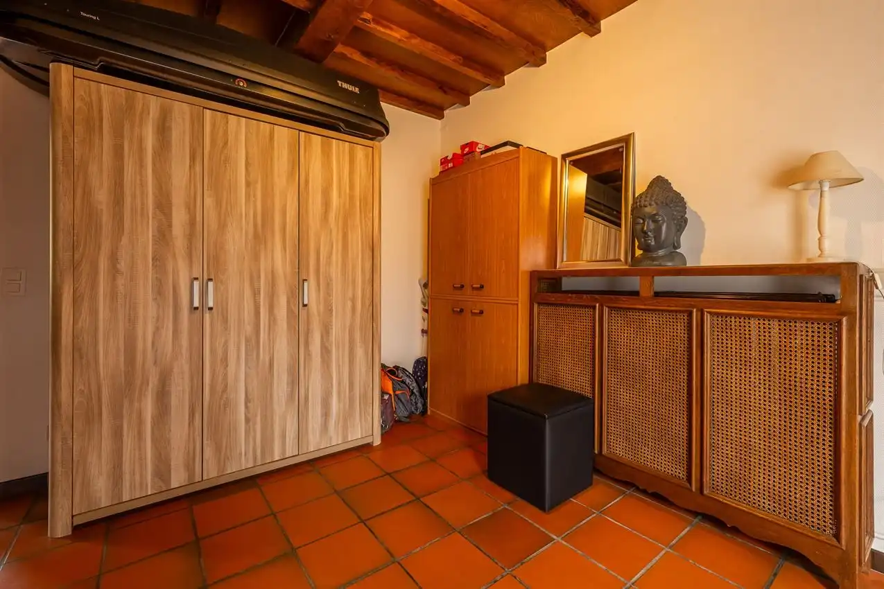 Mooie, ruime villawoning met leuke tuin op rustige locatie foto 21
