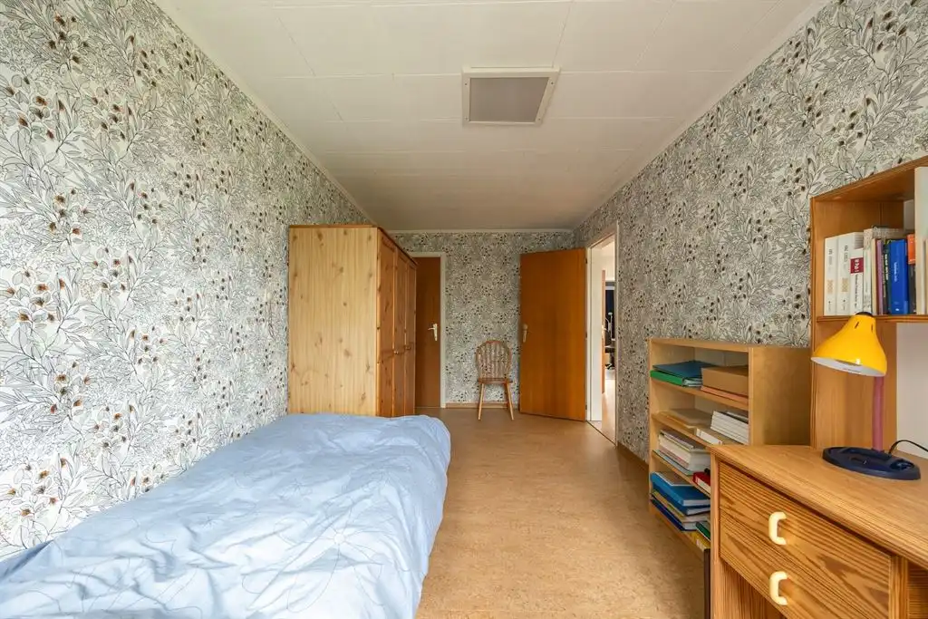 Ruime bel-étage woning vlakbij Rivierenhof foto 18