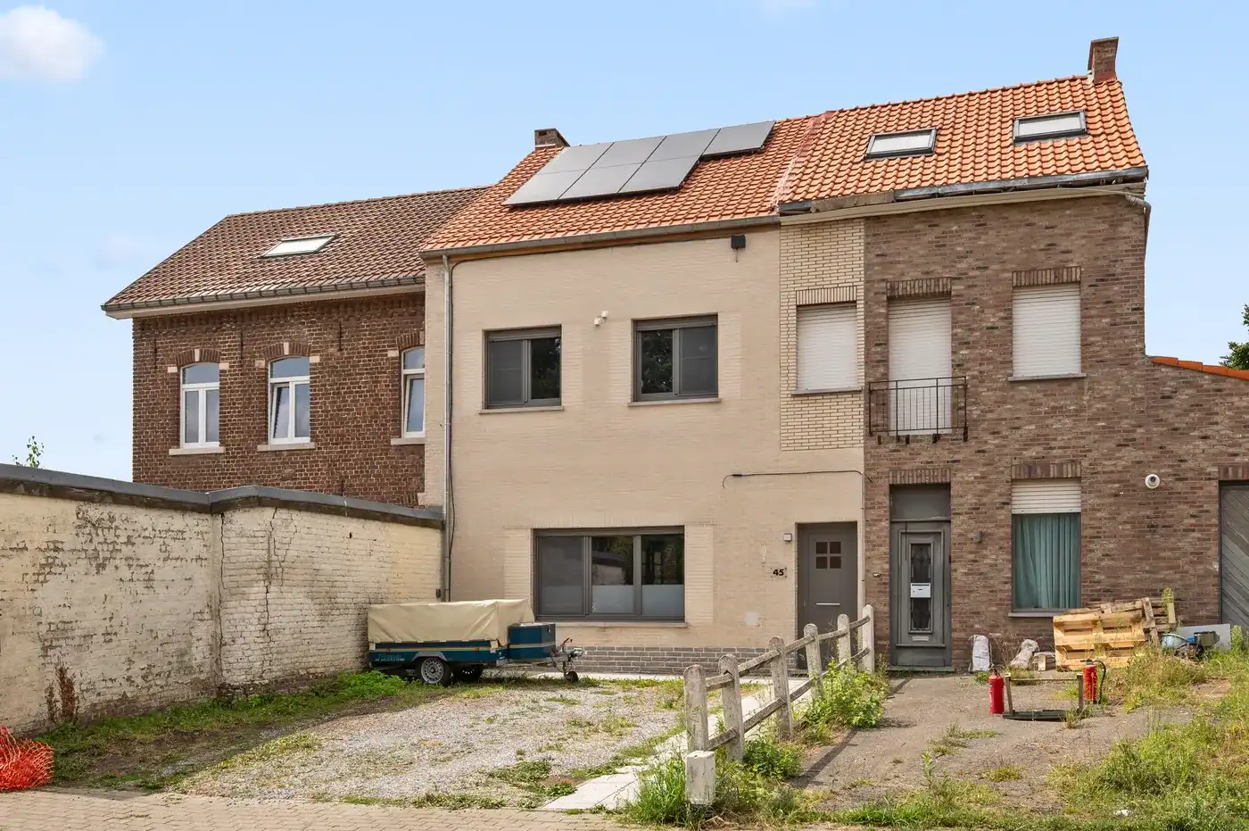 Half te renoveren rijwoning met 3 slpks met tuin, terras en 4 parkeerplaatsen. foto 30