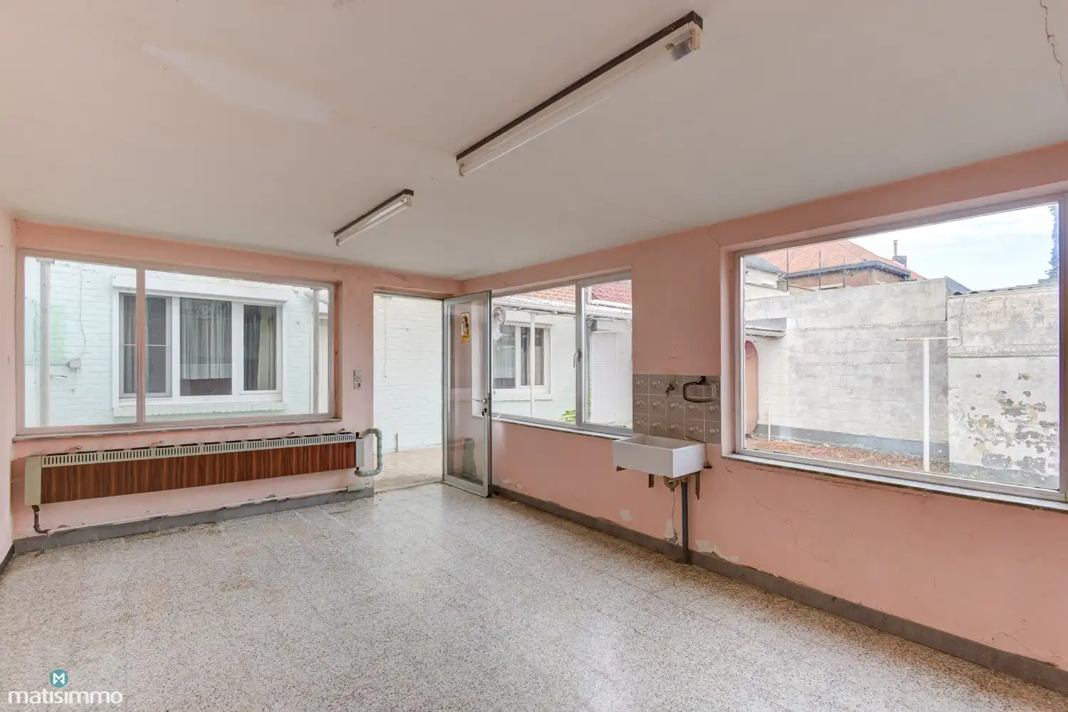 RUIME, OP TE FRISSEN GEZINSWONING MET 4 SLAAPKAMERS, GARAGE EN ZUIDOOST-GEORIËNTEERDE TUIN IN VLIJTINGEN (RIEMST) foto 34