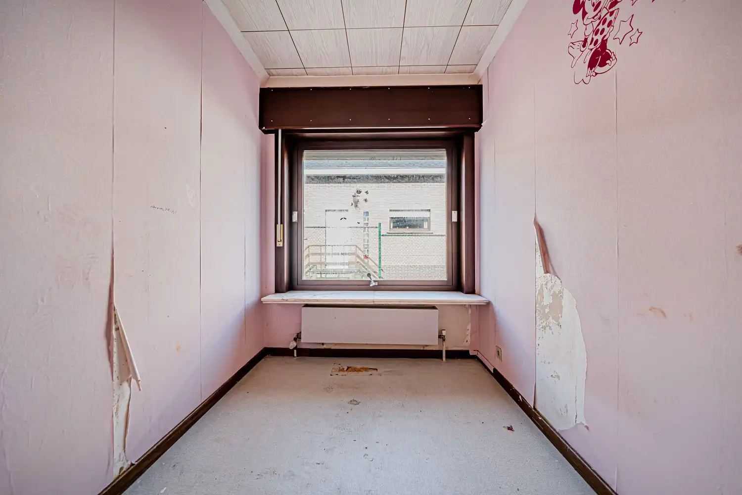 Vrijstaande woning met 3 slaapkamers, gelegen op een mooi perceel van 910m² foto 12