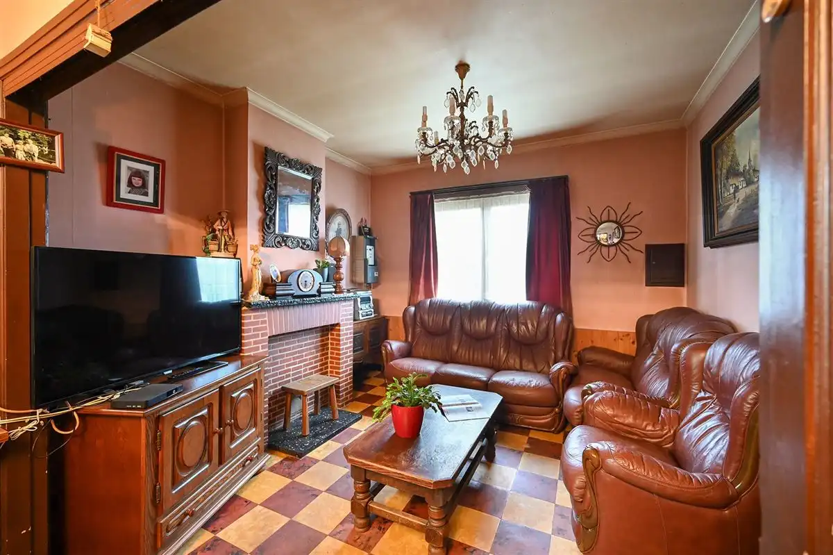 Projecteigendom met afbraak- of renovatiepotentieel in Sinaai foto 8