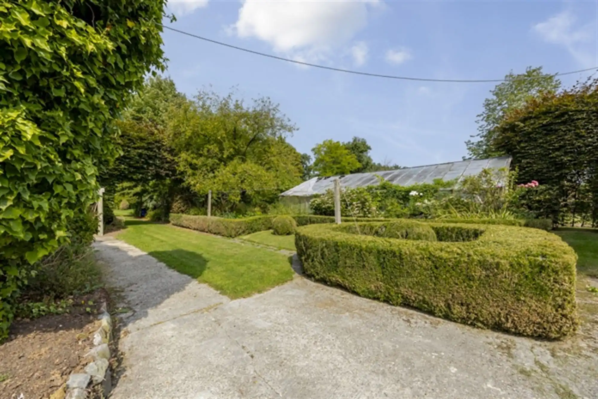 Landhuis met bijgebouwen op 3835 m² op rustige ligging foto 24