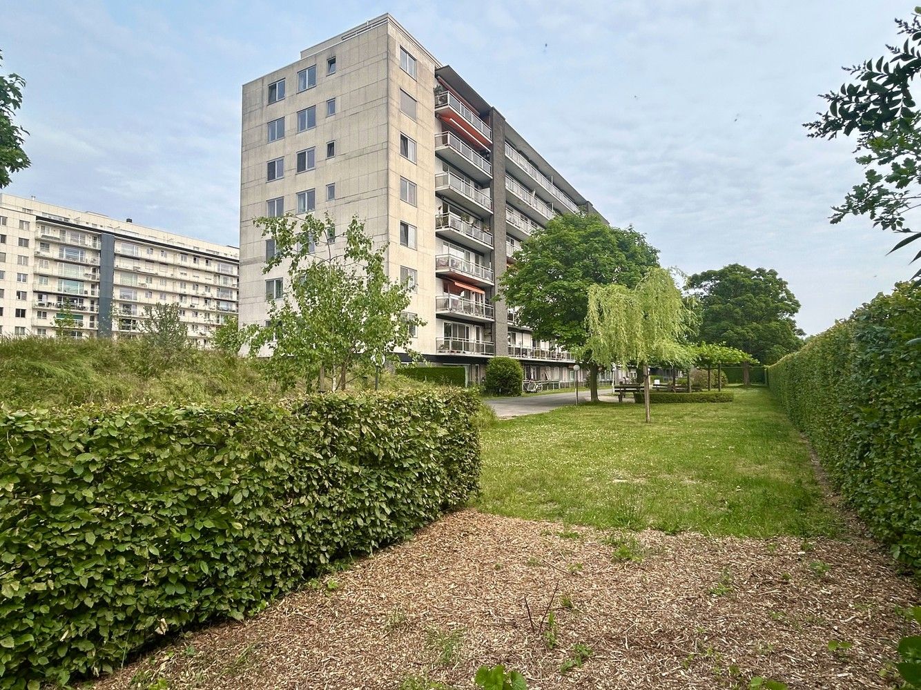 Prachtig gerenoveerd appartement met 2 slaapkamers en garagebox te Heverlee foto 2