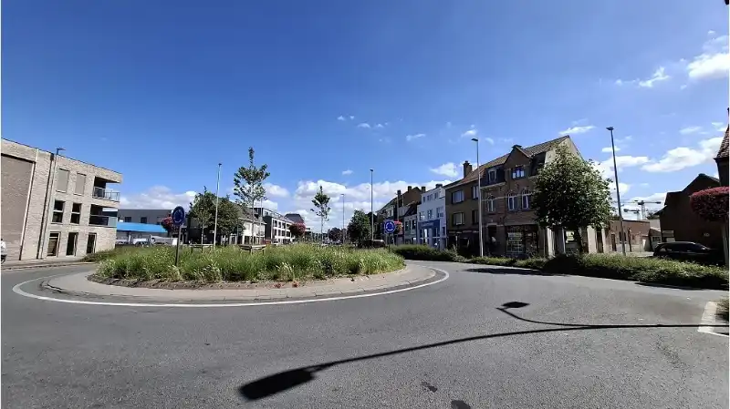 Opslagplaats of garage (33 m2) te huur in Brugge foto 4