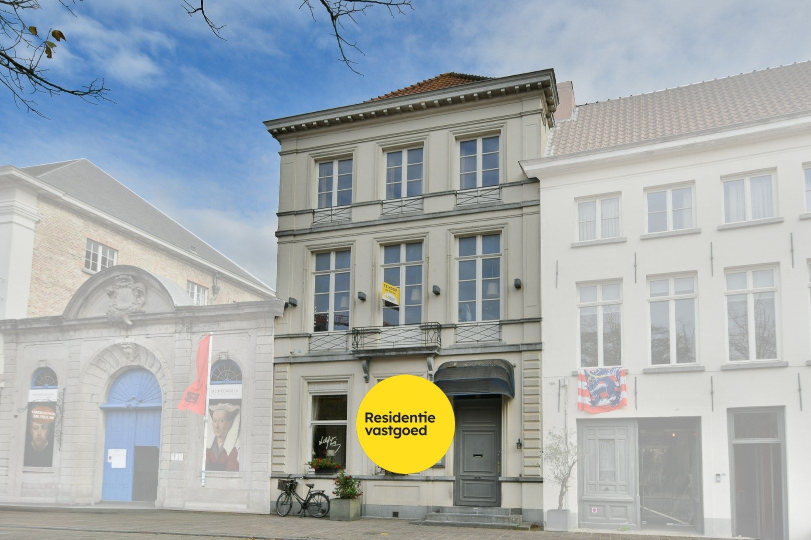 Uitzonderlijk handelspand met woonst op toplocatie! foto {{pictureIndex}}