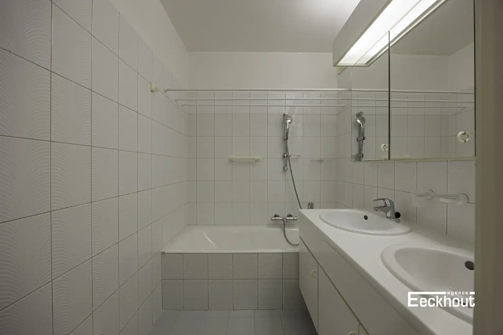 Mooi en centraal gelegen 2 slaapkamerappartement met open zicht! foto 15