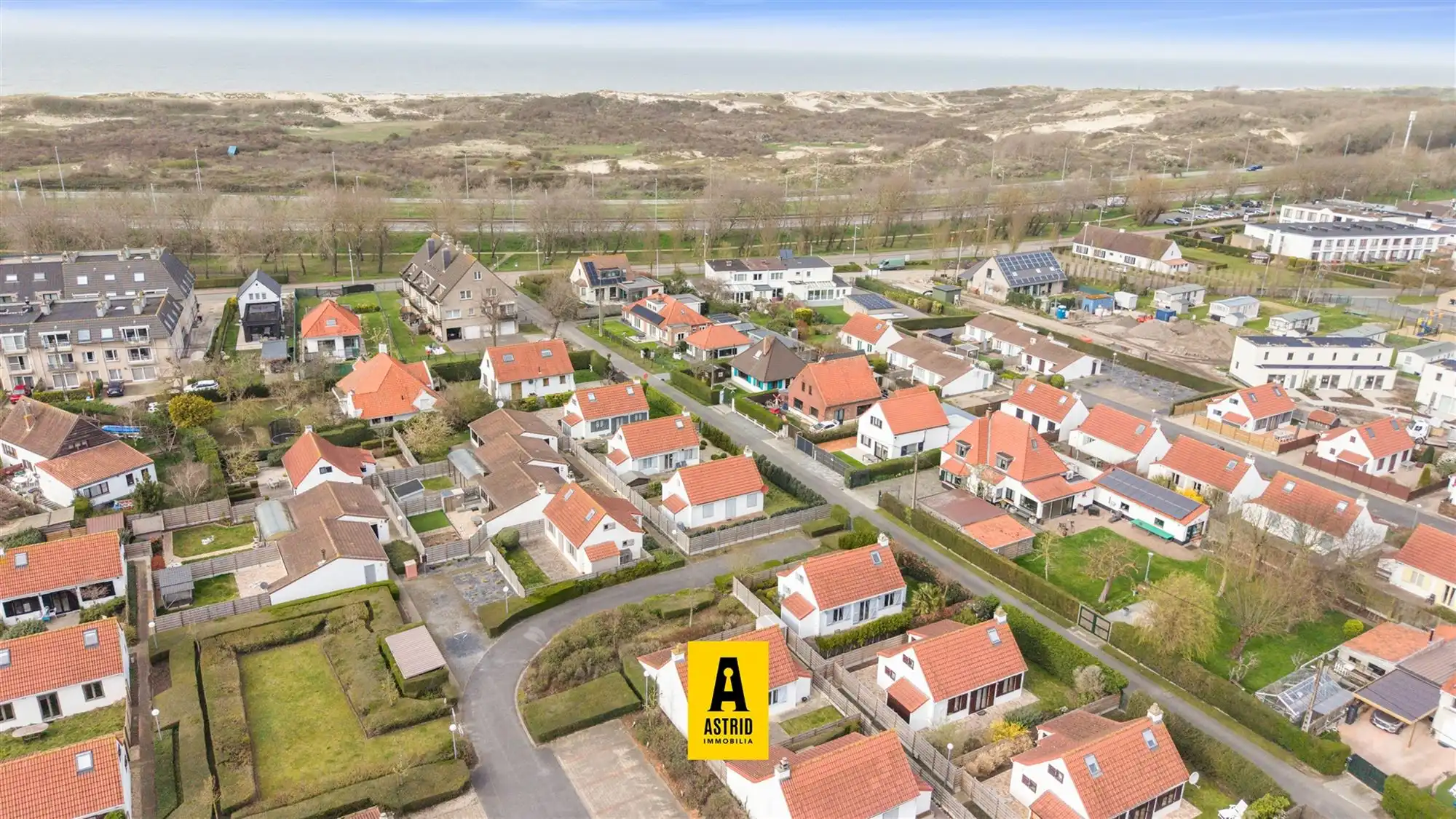 Schitterende vakantiewoning met parking vlakbij zee! foto 18