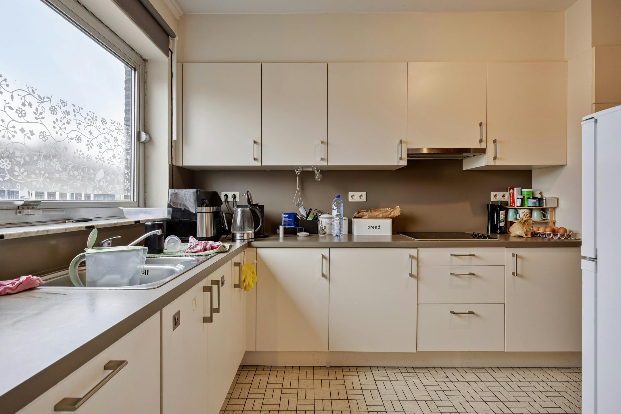 Drie slaapkamer appartement met garagebox en berging in het centrum van Hasselt foto 4