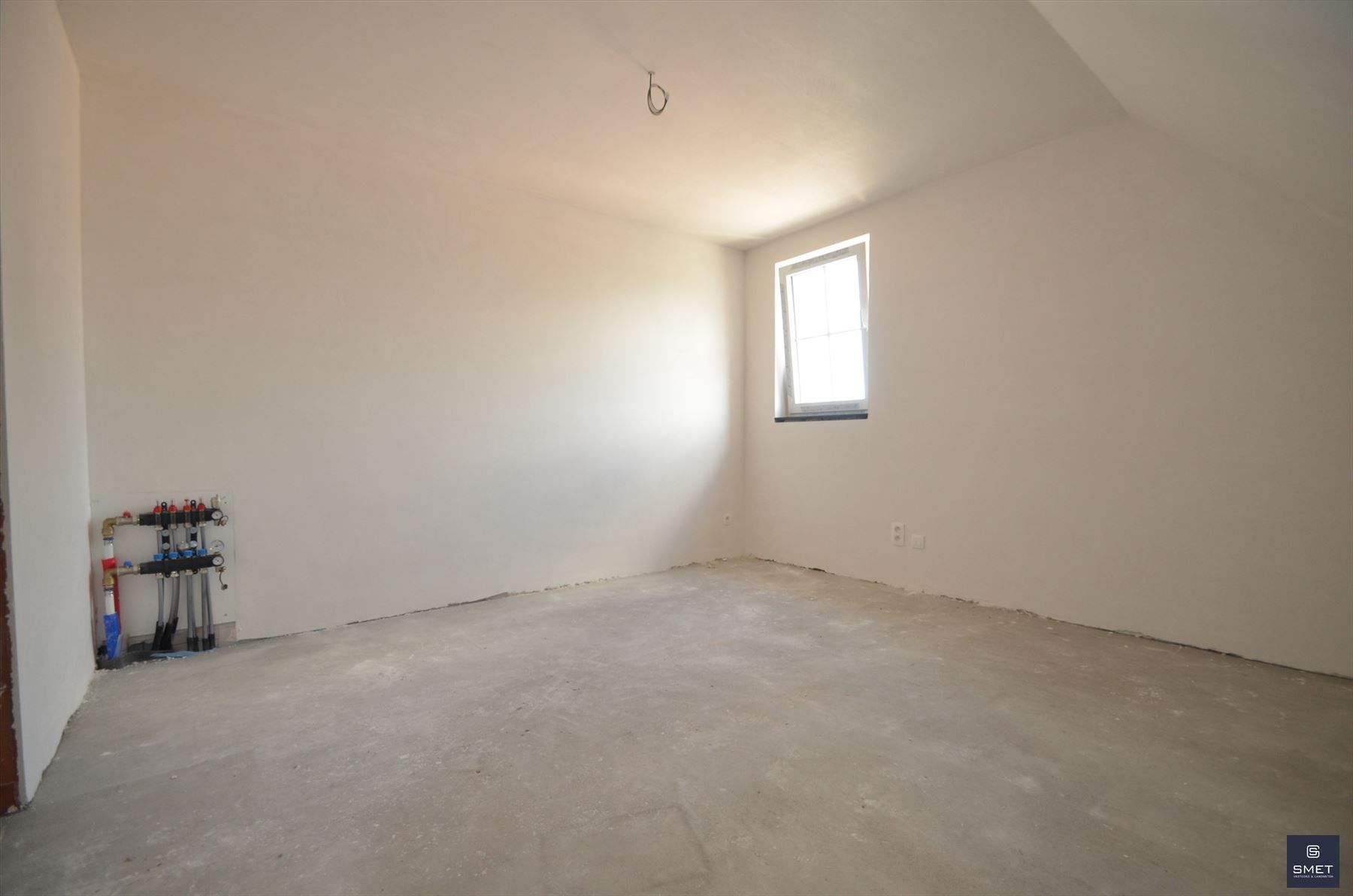 Halfopen nieuwbouw woning foto 28