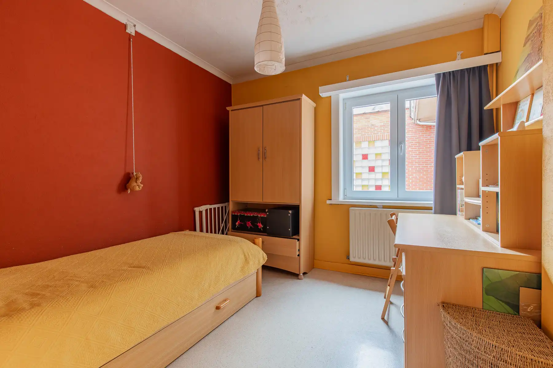 Instapklare woning in het centrum van Zele foto 8
