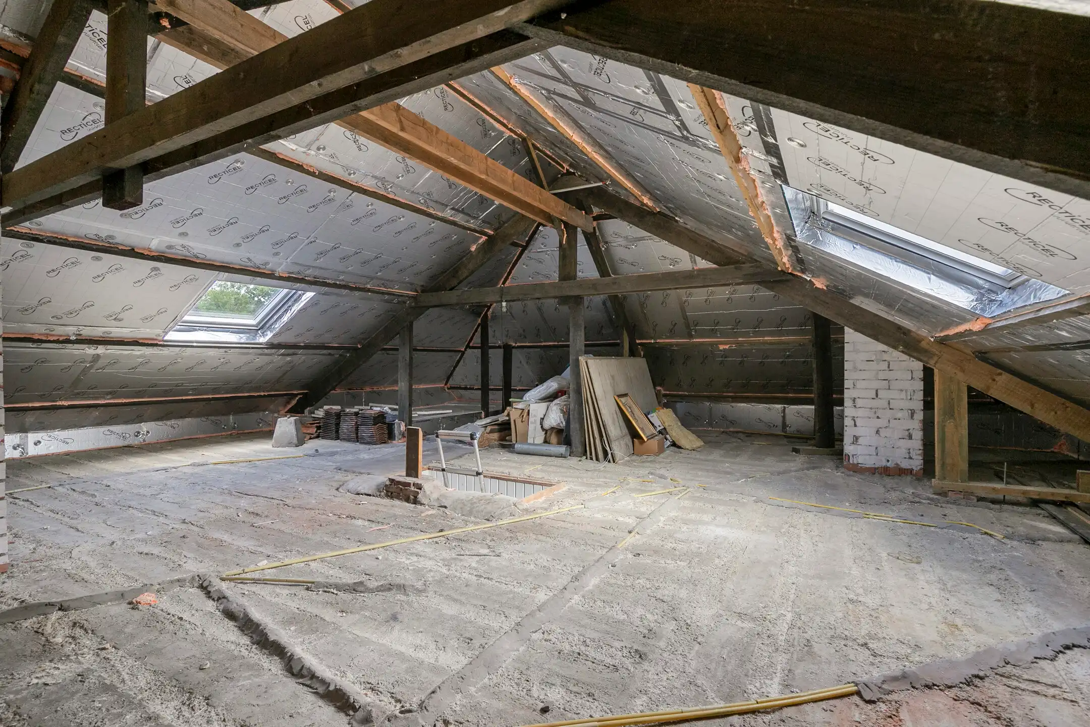 Verzorgd en vrijstaand villaatje met 3 slpks op zonnig perceel van 720m² foto 19