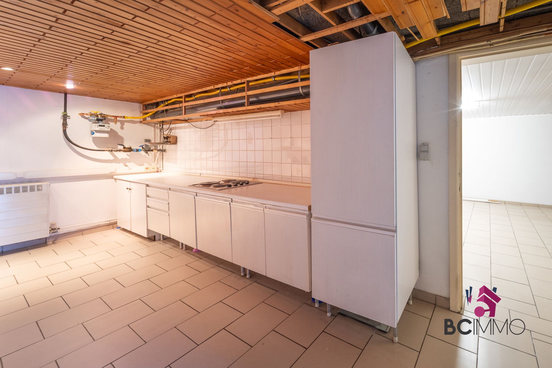 Instapklare woning  met 3 slaapkamers, airco en diepe tuin foto 18
