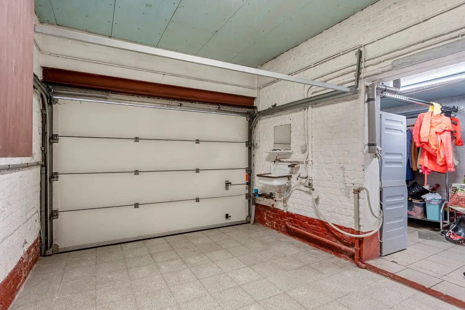 Ruime en lichtrijke woning met 4 slaapkamers, 2 garages, een kelder en een tuin te Oud-Heverlee! foto 13