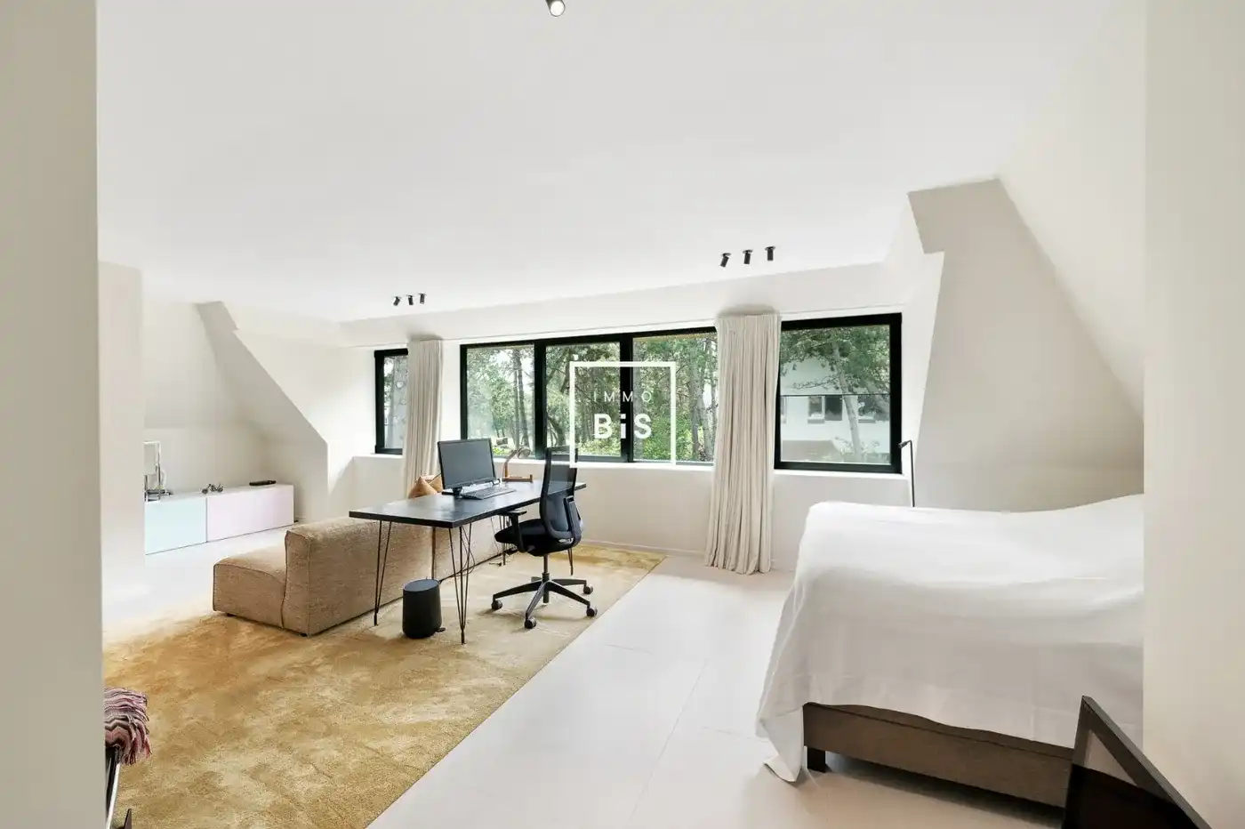 Luxueuze villa gelegen op een zeer rustige en begeerde ligging in het Zoute foto 32